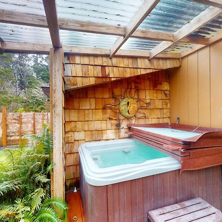 Tillicum Beach The Getawayヴィラ エクステリア 写真